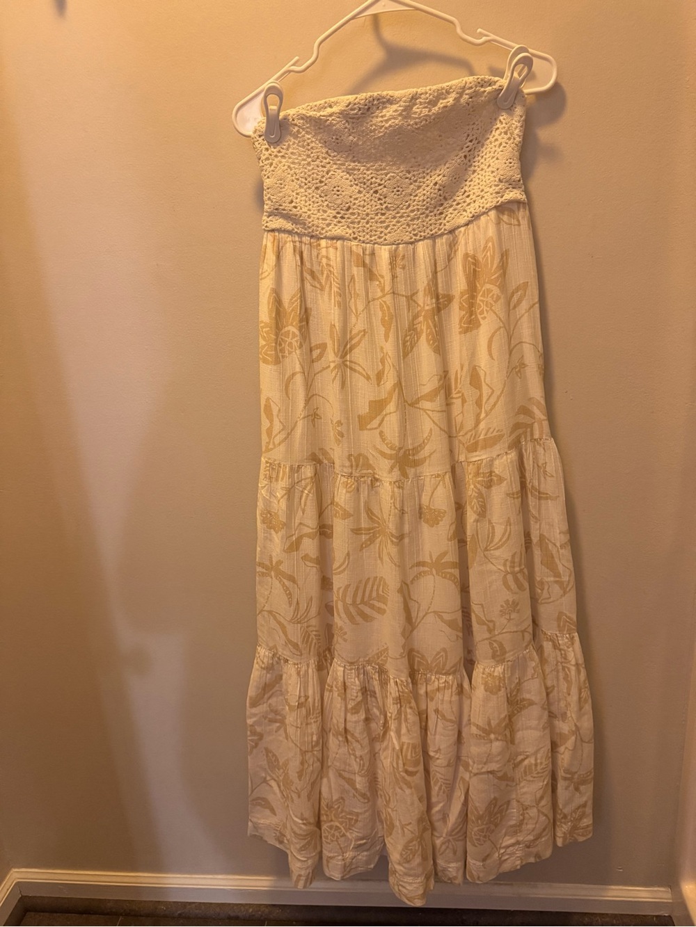 American Eagle Outfitters Cream and Gold Floral Strapless Maxi Dress